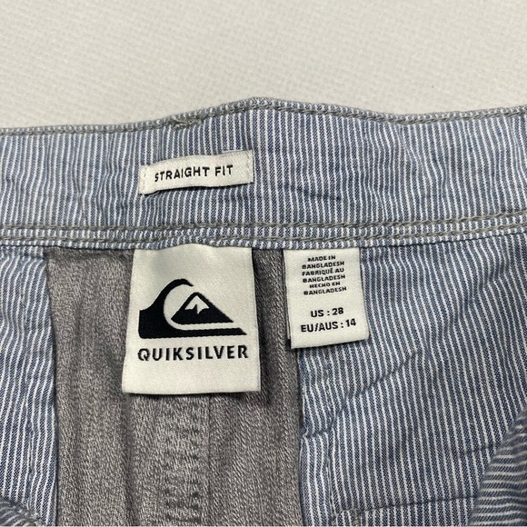 Boys size 28 Quiksilver Straight Fit Shorts - Picture 2 of 3